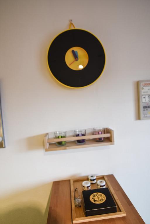 Apartamento Quai De Rome Lieja Habitación foto